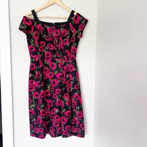 Ricki Freeman Teri Jon 100% silk red rose Dress sz. 6